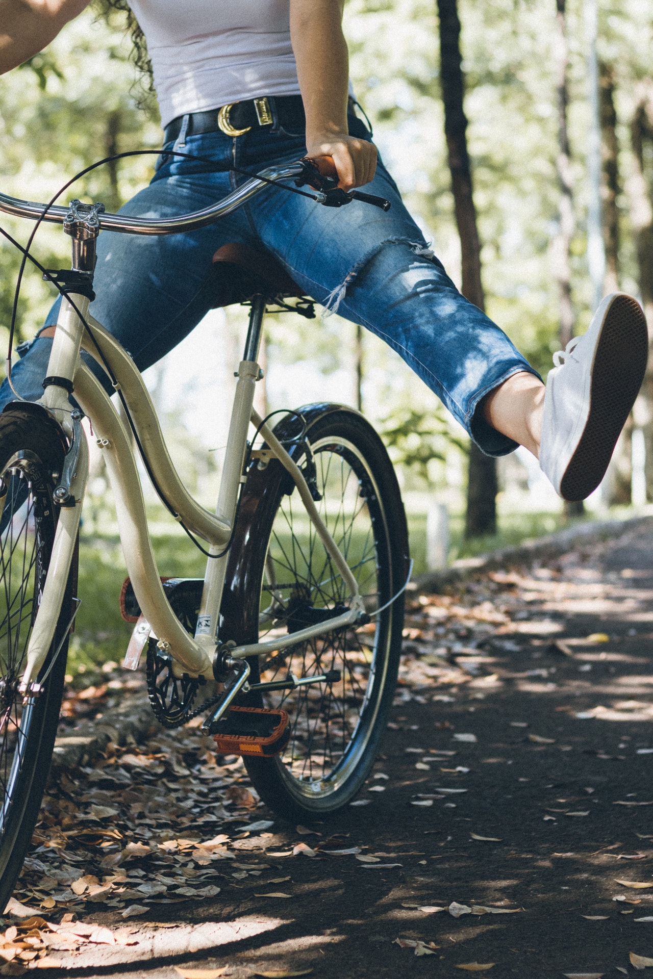 vrouw die fietst diabetes